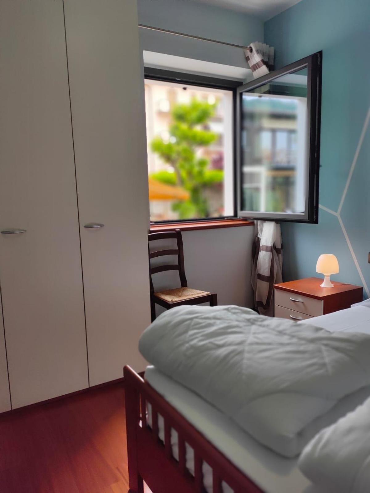 Garda Dreams Apartment Тори дел Бенако Екстериор снимка
