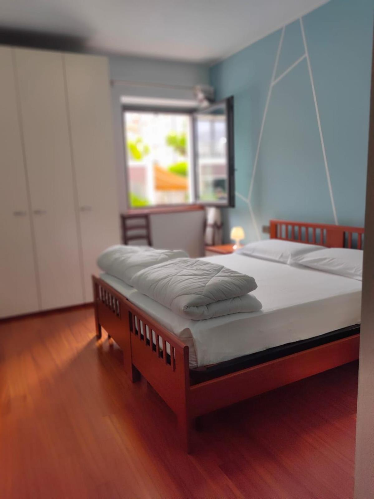 Garda Dreams Apartment Тори дел Бенако Екстериор снимка